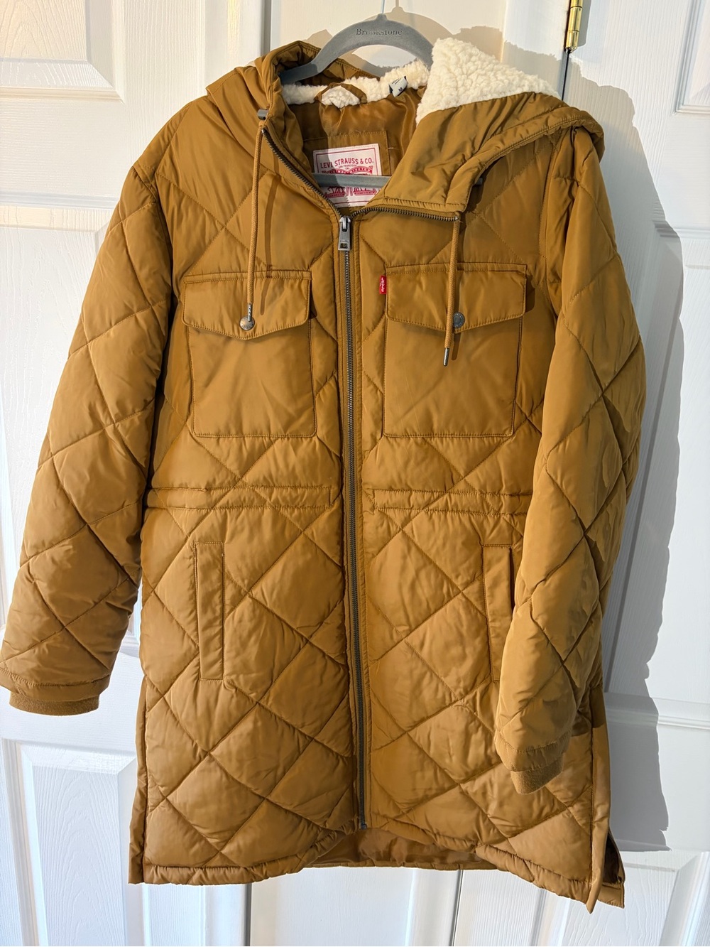 Levi's Women's Soft Sherpa Lined Diamond Quilted Long Parka Jacket Tan M